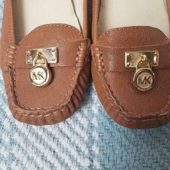 Michael Kors Leather Flats - Picture 2 of 9